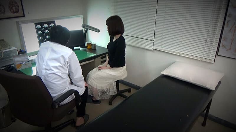 「舐めても良いですか？」電マで気持ち良くなった患者の治療には肉棒を！