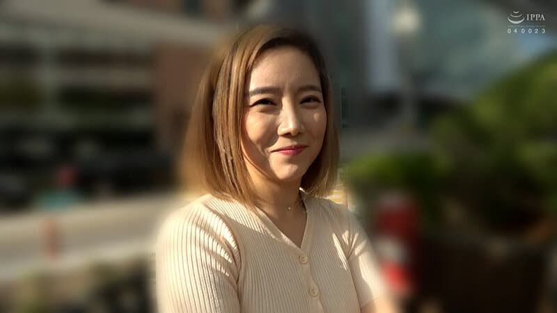 日本のアイドルに憧れる韓国美女に日本デビューをちらつかせ部屋に誘いエッチなオーディション！エロギャップがアツい美女とSEX交流！