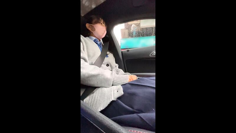 【生ハメ潮！！噴射！！ガチ天然美少女P活娘！！】【羞恥！！街中で待ち合わせ制服コスプレオプで濡れる変態性を開示！！】【生ハメ解禁でバチ濡れ清純系マ○コがハメ潮吹きまくる連続噴射＆搾精P活！！D乳スレンダー神スタイルの清純系美少女P活娘！！屋外制服… 岬野まなつ