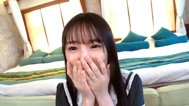 【最強童顔エチョナ登場！！】反則エロ美尻！！びんかん美乳に…！！しおふきマ○コ！！走攻守揃ったドスケベ三冠王ビッチ！？エロコスでナマちん求める姿は生唾不可避！！エロス青天3NNガチイキハメ撮りはこちら♪ 雅子りな