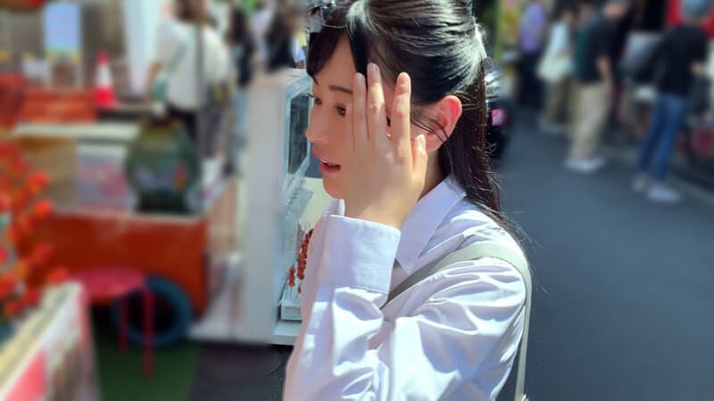 【透き通る美少女！！性春エチョナ登場！！】掟破りの制服コスプレデートでカウパー氏線液ダダ洩れ！！極上スレンダー美ボディの感度も…上の上の極上！！引き締まった青春プリプリ美尻の生チンピストン爆裂ハメ撮りは流石に遺憾すぎ！？ 響乃うた