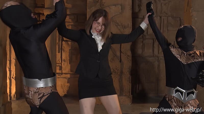 鋼鉄の乙女パワーウーマン スーパー砲丸ボディー陥落 弘前綾香