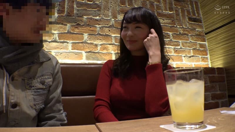 甘い喘ぎ声→絶叫 べろちゅー大好きヨダレ◎電マで∞絶頂 色白ムチ尻 ここな 若杉心南