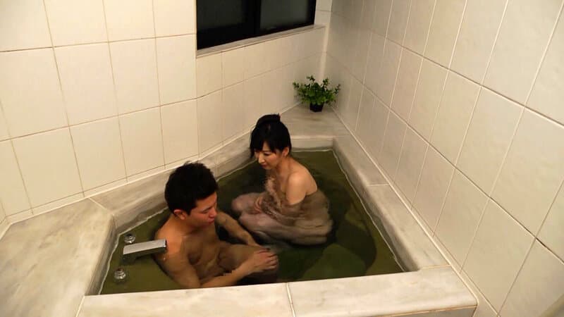 大橋ひとみ from 中出しお義母さんが教えてあげる 息子との絆を情交で深める母たち