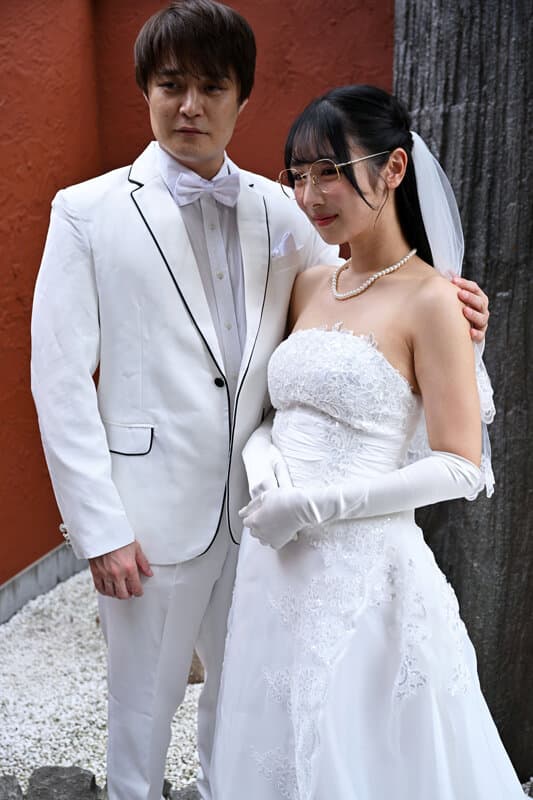 初めてなのにドスケベすぎる献身新妻の結婚初夜…そして夜の秘密 小野坂ゆいか