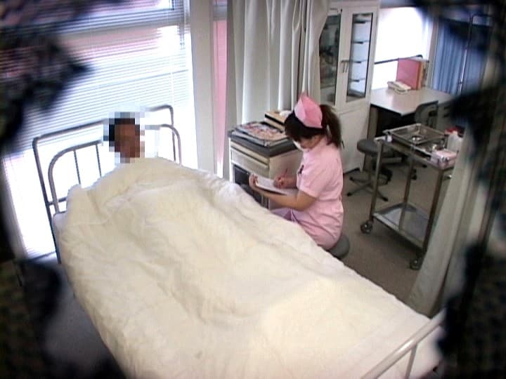 意外とヤレる！！看護婦のオバサン 2