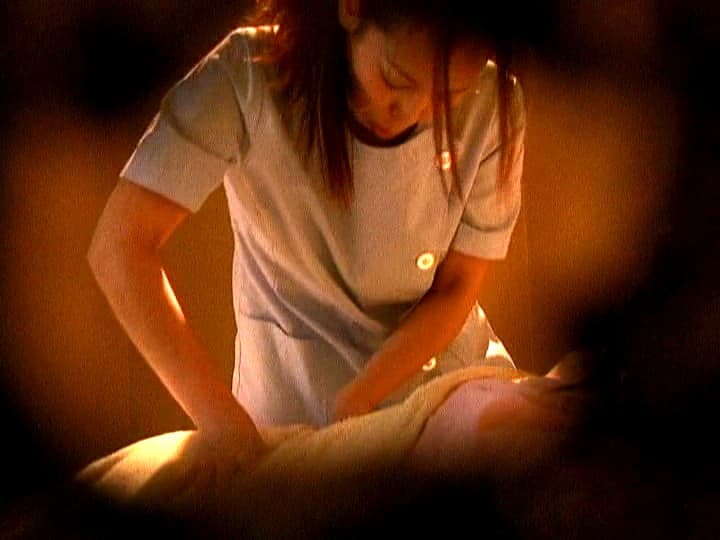 意外とヤレる！！マッサージ師のオバサン 9