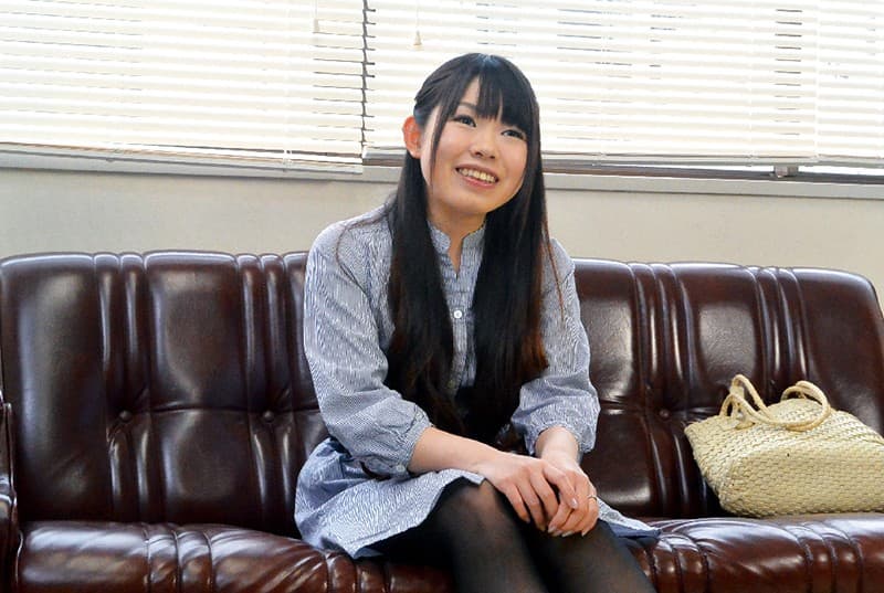 チ○ポに見入る！欲求不満な人妻たちのセンズリ鑑賞12人