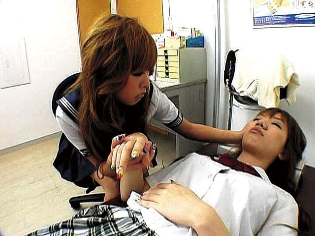 女が女を痴女る 4時間