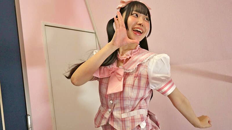 性接待●制アイドル特典会 極悪運営に売られ、オタクの餌食になった悲劇のアイドル 5P輪● 天美めあ