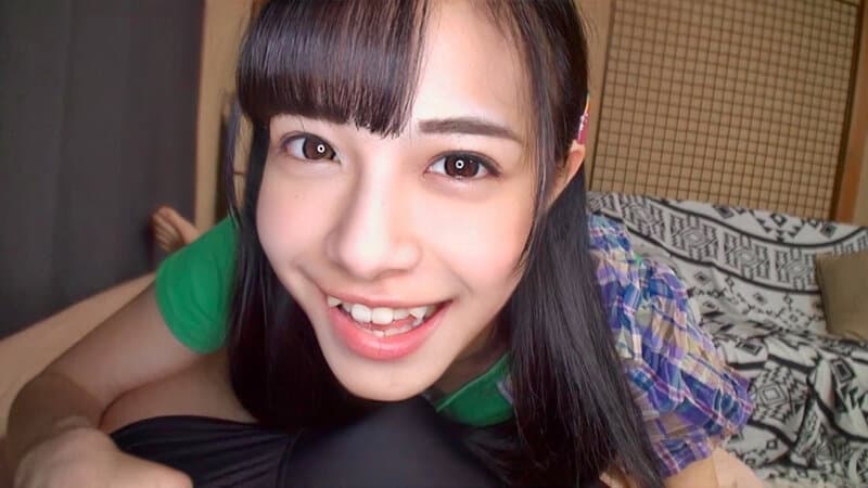 合法！？八重歯の笑顔が可愛い美少女からえっちな猛アプローチ！小さなキツまんみちみち生中主観えっち！ 花乃はるひ