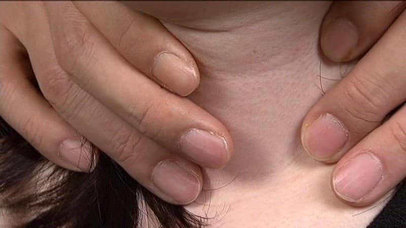 手加減は無い屍界と握力限界 有賀知弥