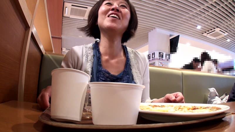 一泊二日限定私的ドキュメント 美熟女温泉旅行～色情遊戯 和美 50歳