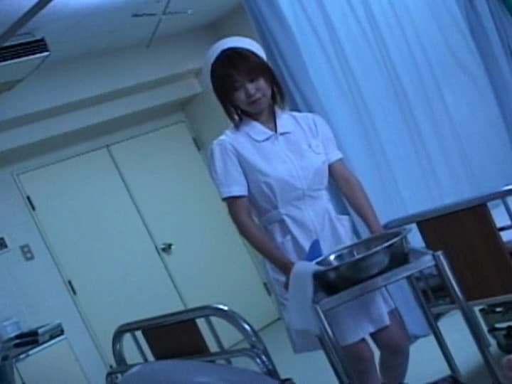 童貞の僕が近所の巨乳看護婦がいる病院に入院した。 パート3
