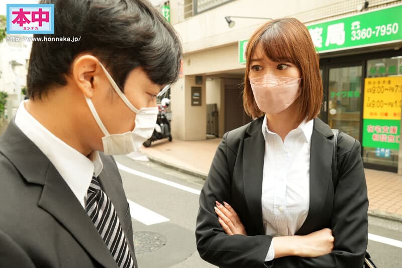 僕だけが知っている女上司の裏顔。 会社ではニコリともしないのに社外デートではニヤニヤと僕の舌がバカになるまで猛烈クンニ指導＆寸止めフェラで我慢できたらご褒美ナマ中出し 人事課主任・教育指導 すみれさん 黒川すみれ
