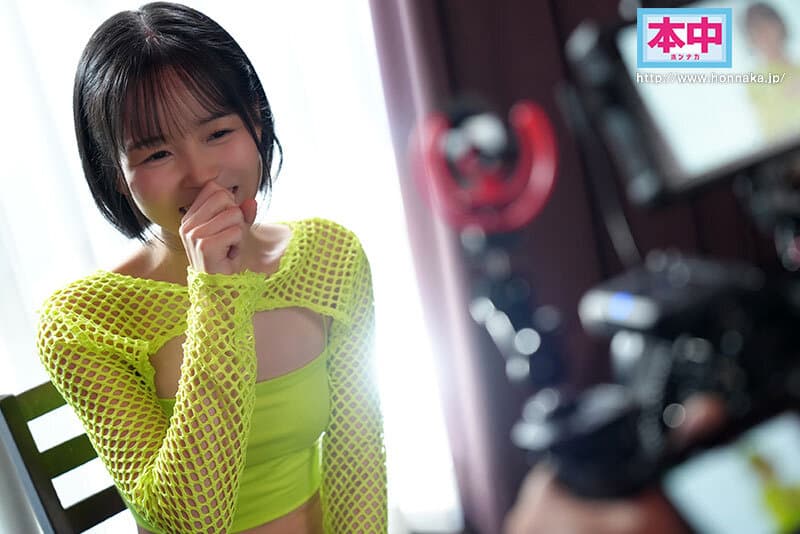 移籍！禁欲でムレムレおま○こにドッキリ！即ズボ大量中出しイクイク覚醒スペシャル！ ひなたなつ