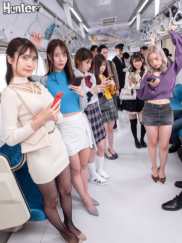 電車立ちんぼ女子！ホ別1.5？交渉次第でNNOK！援交・割り切りする女子たちは最近公園で取り締まりが厳しくなったからと電車内で立ちんぼ開始！ 甘野乃愛