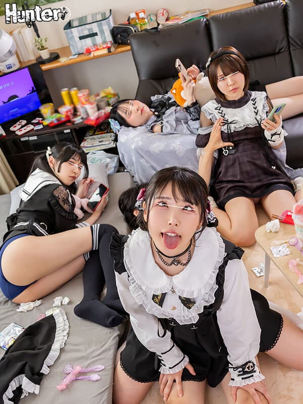 ボクの部屋はいつの間にかワケあり家出地雷系女子たちの溜まり場！ゴムさえ付ければHは決して嫌がらないし文句言わない！でも気持ち良くないのかほぼ無反応！でも無許可ナマSEXしたらアへ顔でイキまくって中出し懇願！！