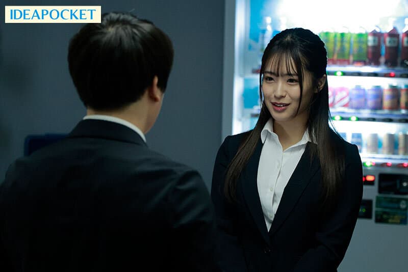 出張先が記録的豪雨で童貞部下と突然相部屋に…雨で濡れた身体に興奮した部下に襲われた美女10人！朝まで全49発びしょ濡れ絶倫性交8時間BEST 第二幕