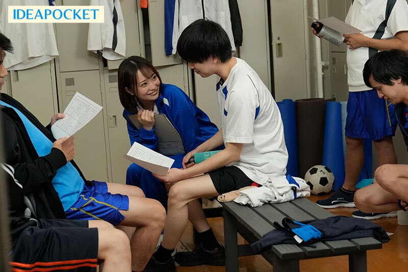 大会前合宿でマネージャーの私は先生と相部屋に…。引退までの2ヶ月間、顧問との浮気SEXにハマってしまったことはエースの彼氏には絶対に知られたくない 堀北桃愛