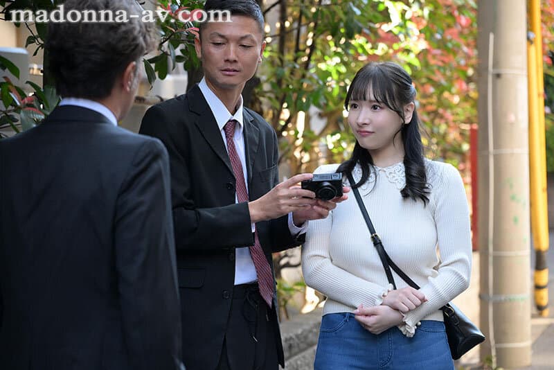 ヌードモデルNTR 上司と羞恥に溺れた妻の衝撃的浮気映像 庵ひめか