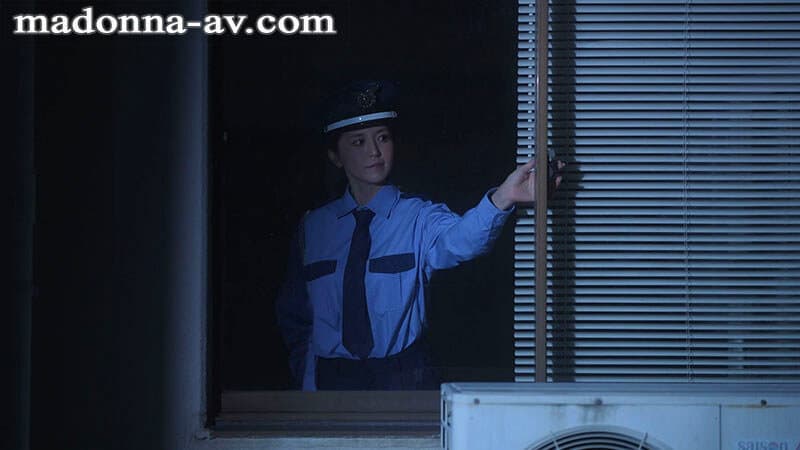 夜間警備の巡回中、潜んでいた不法侵入者たちに滅茶苦茶に輪●された人妻 木下凛々子