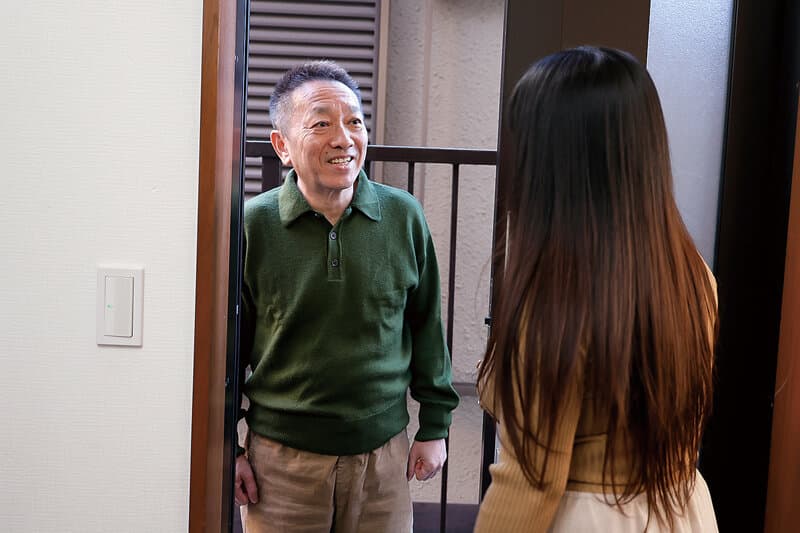 義父に弄ばれた一週間 快感の虜になった巨乳若妻 愛川すず