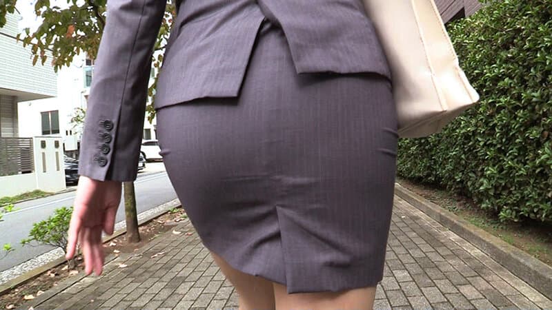 性処理派遣OLのお仕事♪長身デカパイOL菜奈実さんは勤務時間中ならオッパイもお口もアソコも使い放題！ 松本菜奈実