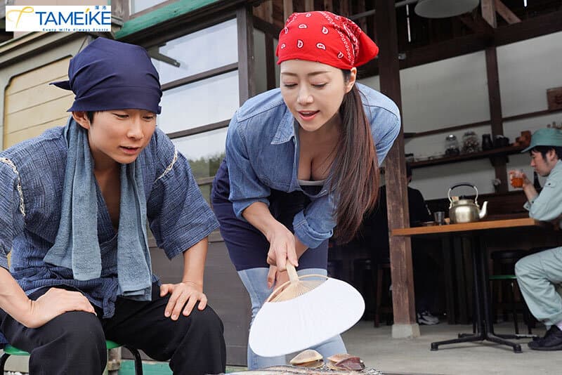 Madonna×TAMEIKE20周年記念コラボ作品 港の定食屋で働くべっぴんシングルマザーが若者バイトといたるところで濃厚アヘアヘSEX 〈母〉と〈女〉のダブルワークで麻妃さんは大忙し！！ 北条麻妃