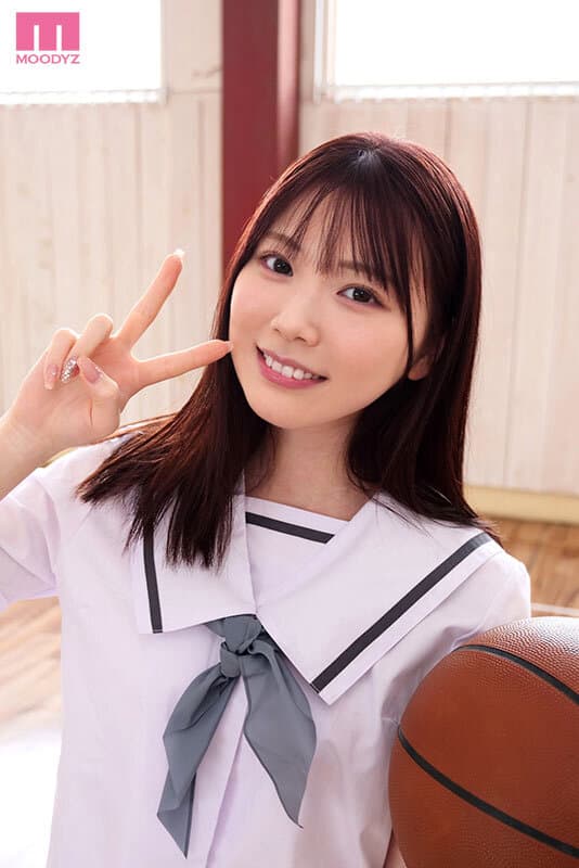 ずぶ濡れ不倫愛 一度ハメた競泳水着の教え子に絶倫チ○ポを惚れられて何度も何度もSEXした練習後のプールサイド 石川澪