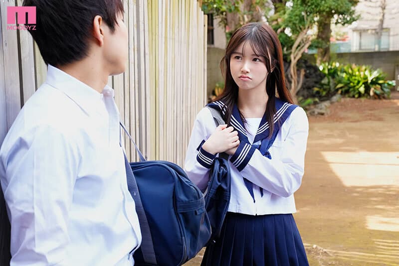 両親が旅行で不在中に幼馴染がやってきて「初めて彼氏ができたんだけど一回だけセックスの練習してくれない？」と コンドーム一個持ってきてお願いされた。一回だけと言ってたハズがチ○ポの快感に目覚めすぎてゴム無しで三日三晩中出しセックスしまくった 泉ももか