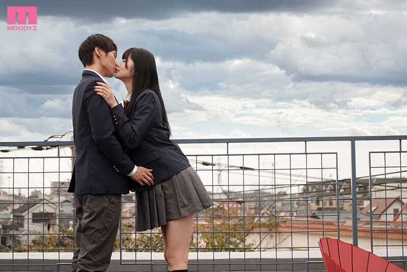 君が好き。 学生時代付き合っていた彼女と偶然再会。クズ彼氏と付き合っていたが僕は彼女と何度もSEXしまくった 純白彩永