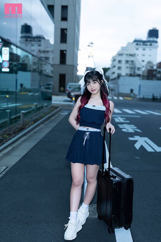 経験人数800人斬りのグローバルSEXモンスターが緊急帰国！！AVデビュー 初めてのJapaneseポルノでイキ狂い…やっぱり日本は凄かった。 月城るな