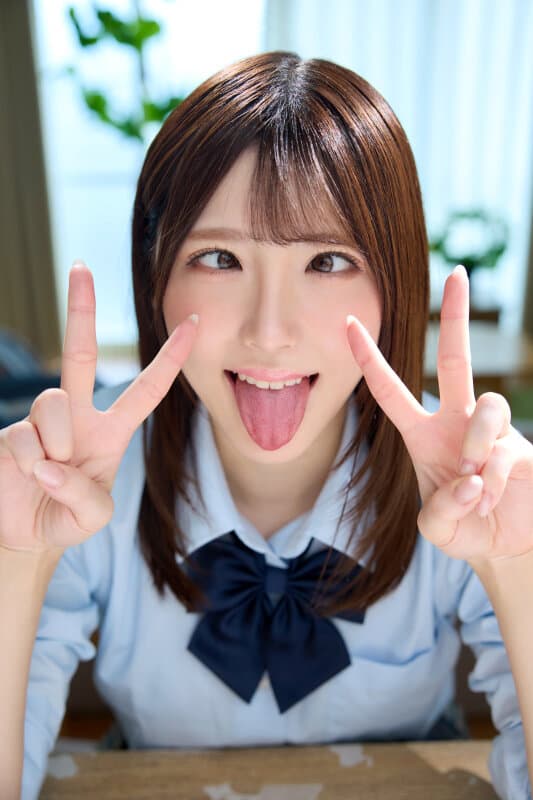 顔シコ！顔面ドアップ誘惑主観 年の離れた従妹が覚えたてのアヘ顔見せつけ挑発でボクの欲情を掻き立ててくる…。皆瀬あかり