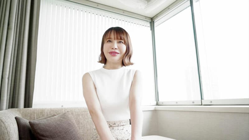 人妻の花びらめくり 入田真綾