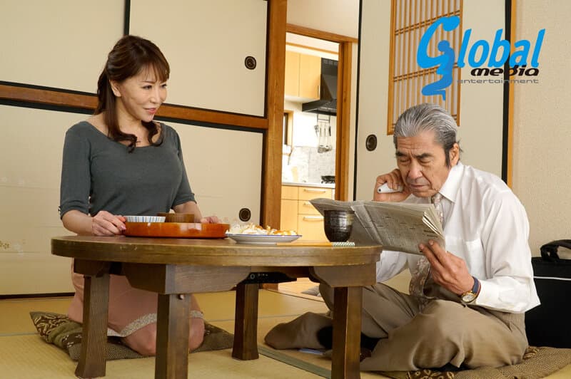 真・異常性交 五十路母と子 其の四拾参 歪んだ愛を受け入れた爆乳美魔女母 沢田麗奈