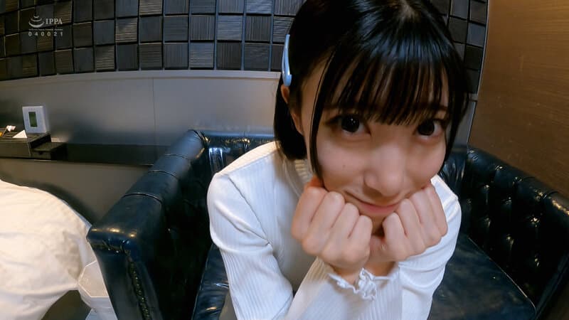 変態M貧乳娘 元自●官かりな 潤香里奈