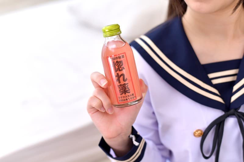 【VR】3DVRからかい上手の可愛すぎる教え子に惚れ薬を飲ませたらアヘ顔全開イクイク！？大変なことになった件。桃尻かのん