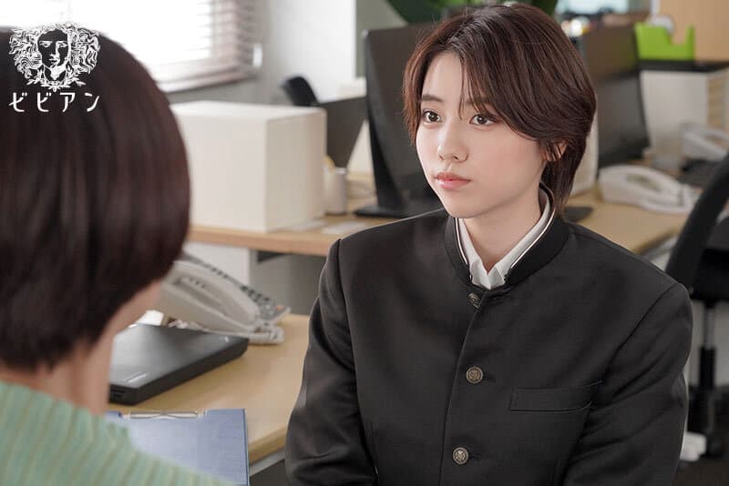 ボクに愛を教えてくれたのは…センセイでした！！恋した女教師に逢う為に男装して入学した健気な少女とエッチで少し意地悪な女教師の放課後レズビアン