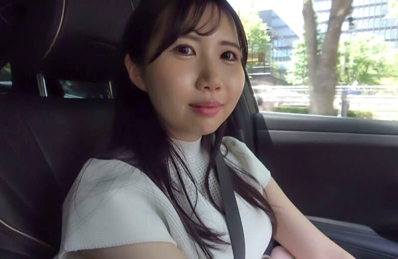 V0中出しデビュードキュメント 謎に包まれた不思議系歯科助手 鳴涙まりる