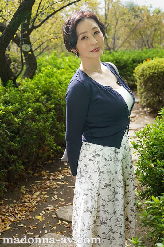 MONROE史上最年長 トップクラスのアラ還 木戸薫 56歳 AV DEBUT 若さじゃ出せないオトナの艶ー。