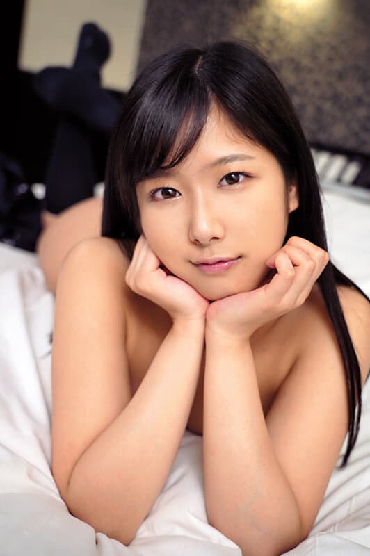 ムチムチ制服ボディの卑猥な敏感おま●こに中出し挿入 File2