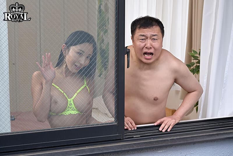 偶然見た向かい部屋の変態。僕たち童貞なのにいきなりエゲつねぇ下品痴女が誘惑してきて…パナいズベ公すぎる鬼連続中出しレッスンで新品金玉がお亡くなりになりました。 北野未奈