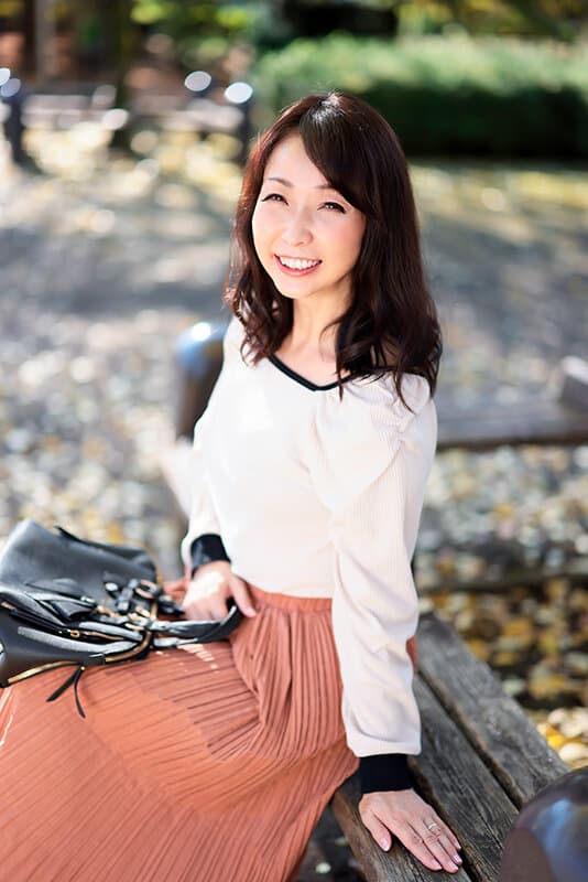 素人人妻インタビュー theBEST（5） ベッドの上は大洪水！潮吹きしちゃうエロ妻たち