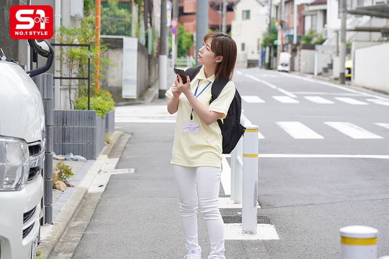 社会貢献したい介助員さん、引きこもり自立支援のため異常性欲者もオッパイで対処。 奥田咲