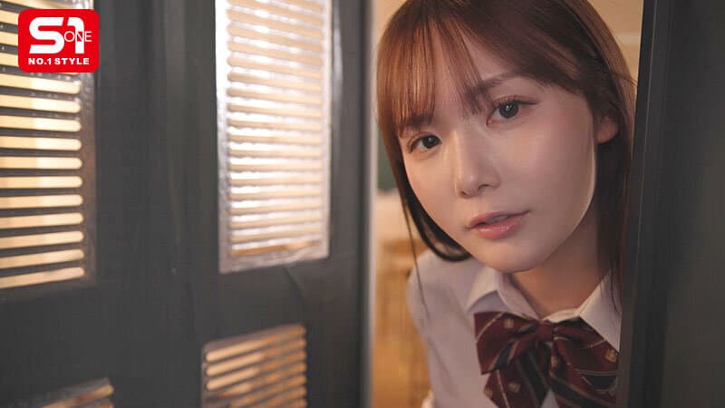 狭～い場所に男（えもの）を連れ込み身動きできない密着状態でじっくりねっとり痴女る肉食ハンターお姉さん miru