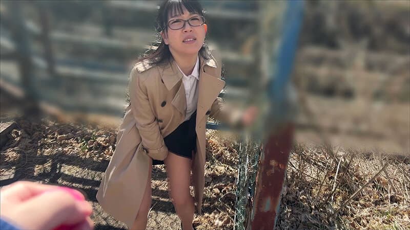 リモバイ発動中にベロキス発情したふわりさんは潮吹きして中出しして痙攣中 野外デートでリモバイ接吻しまくったらガクブル中出しSEX 真白ふわり