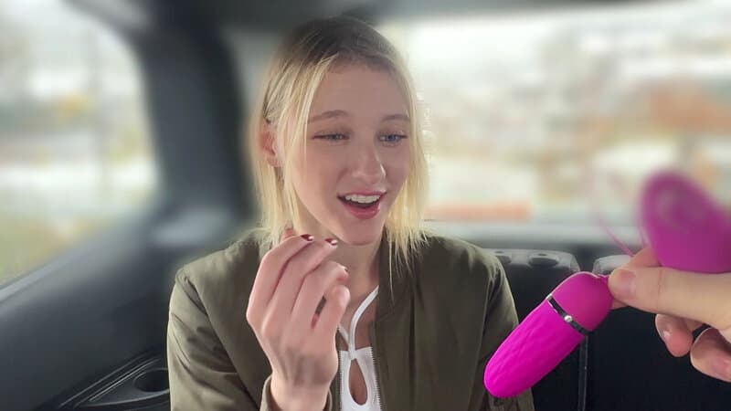 お下品ま○こ雑魚まん化 イキ恥リモバイ日本の電動芸能「寸止め」で何度も絶頂失禁するまんさん メロディー・雛・マークス