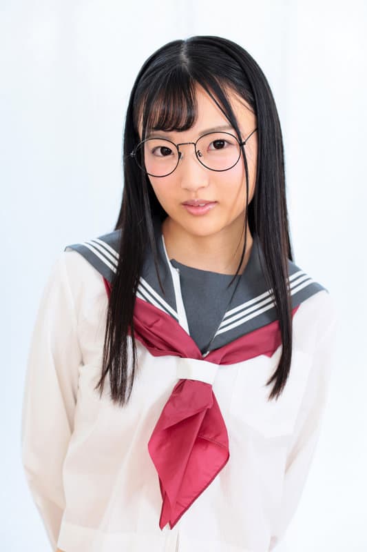 純朴パイパン少●中出し～性癖異常者の猥褻行為～地味っ娘あずさ 夏愛あずさ