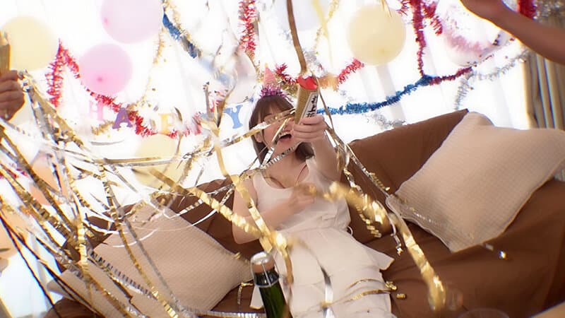 私の一番ヤリたいコト。酔っぱらって思う存分に潮吹いて拘束セックスされたい！ 上坂めい